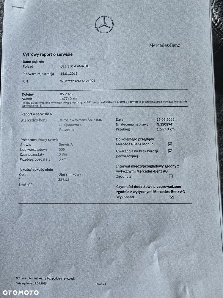 Mercedes-Benz GLE - 32