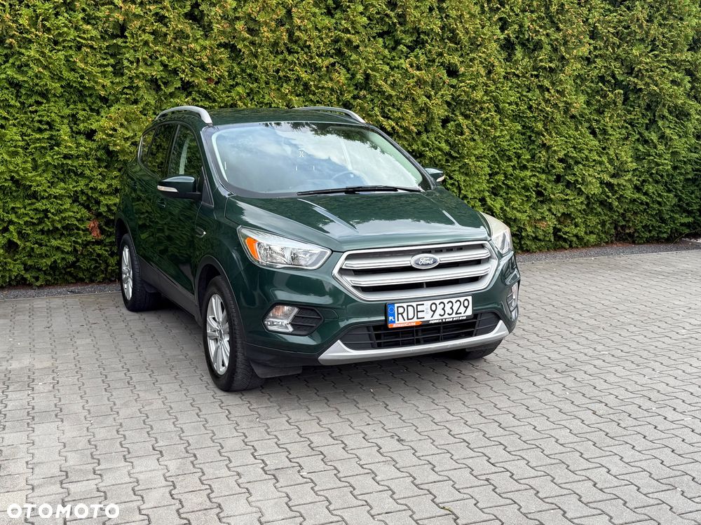 Ford Kuga - 2