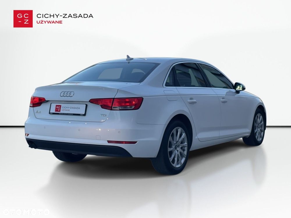 Audi A4 Limousine - 6