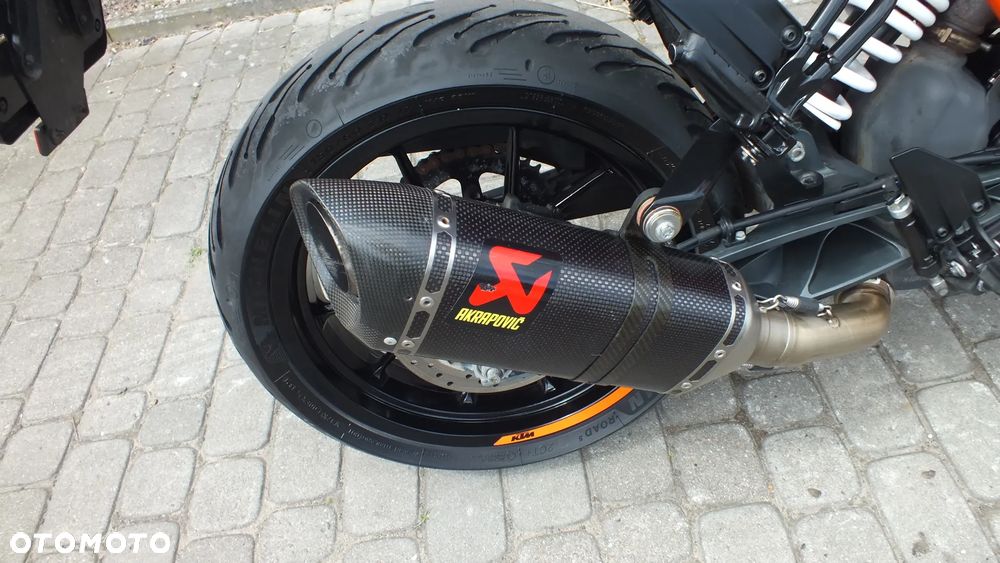 KTM Duke - 4