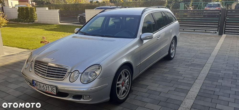 Mercedes-Benz Klasa E 270 CDI T Elegance - 1