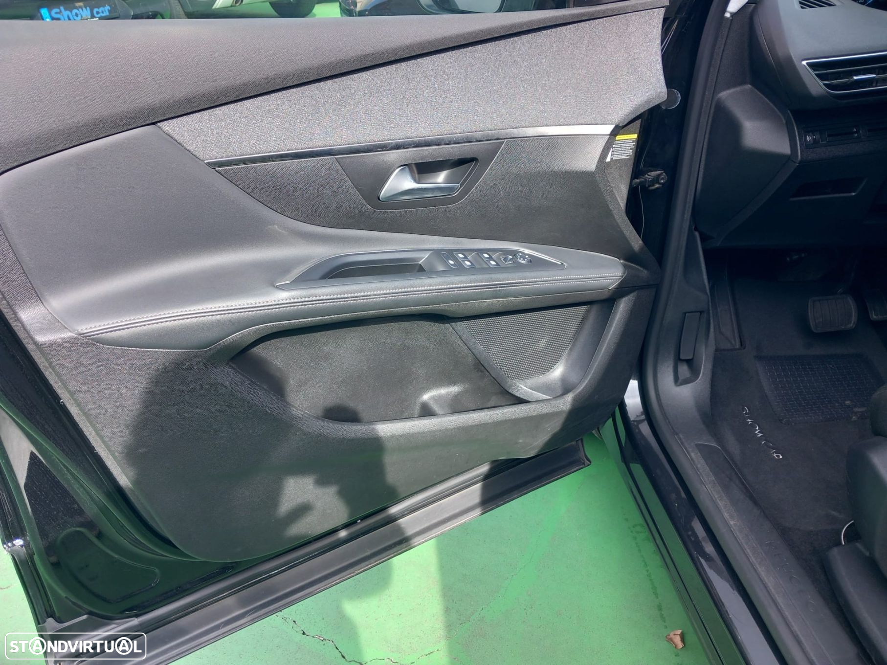 Peugeot 5008 1.5 BlueHDi Allure Pack EAT8 - 7