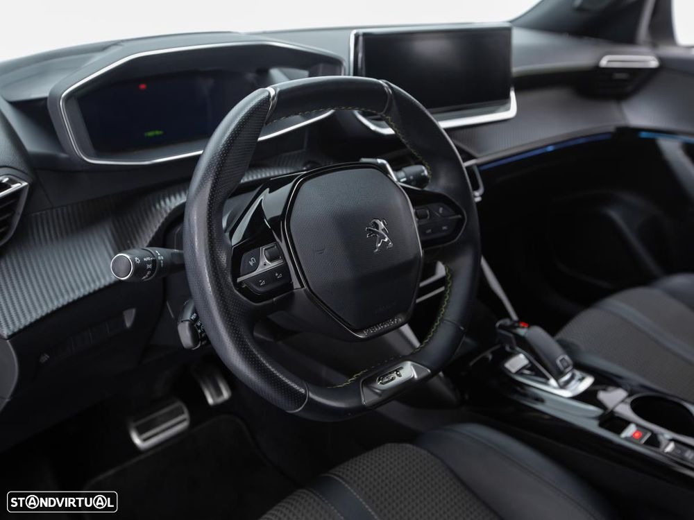 Peugeot 2008 1.5 BlueHDi GT EAT8 - 16
