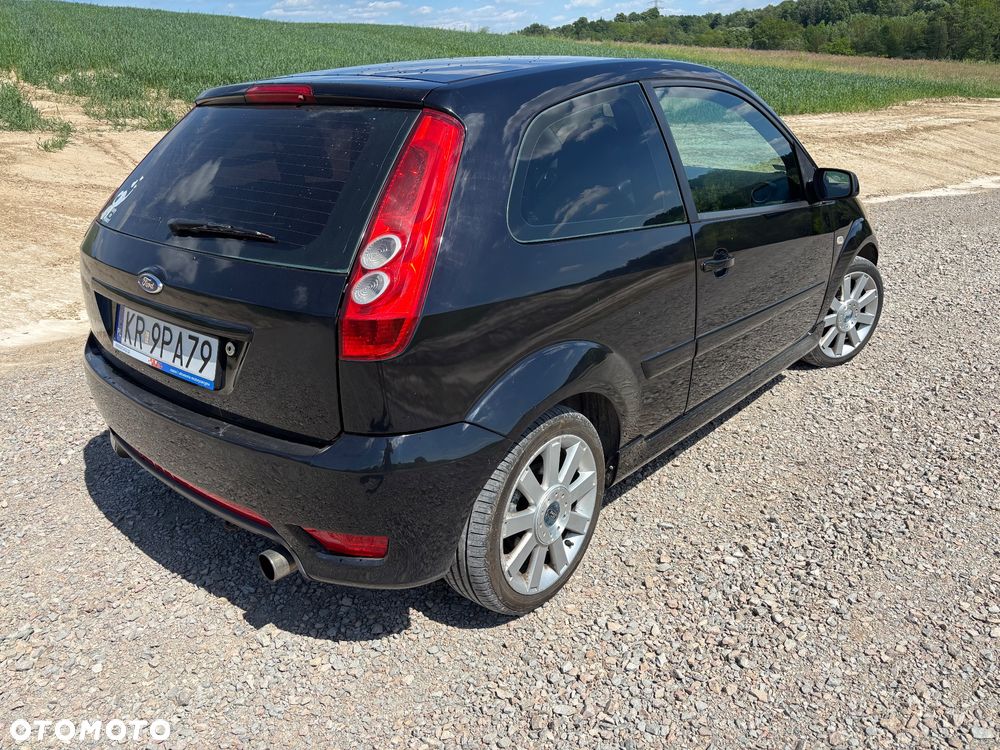 Ford Fiesta - 5