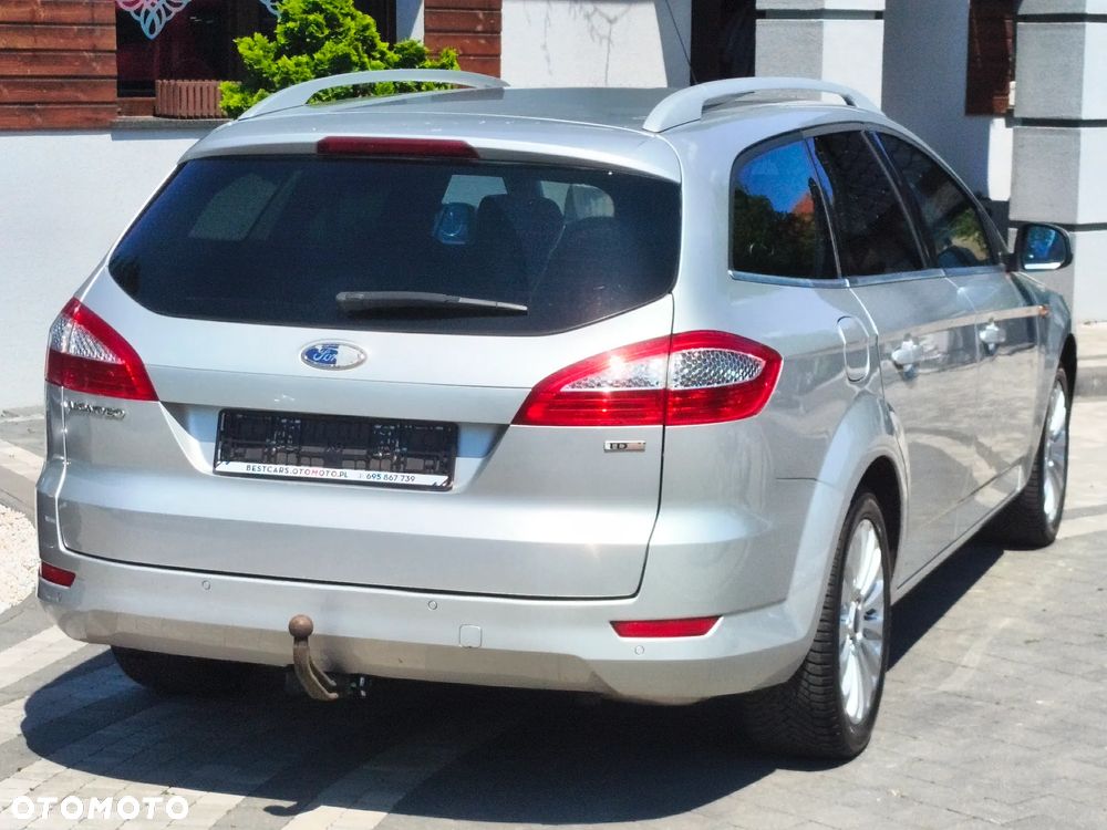 Ford Mondeo 2.2 TDCi Titanium - 23