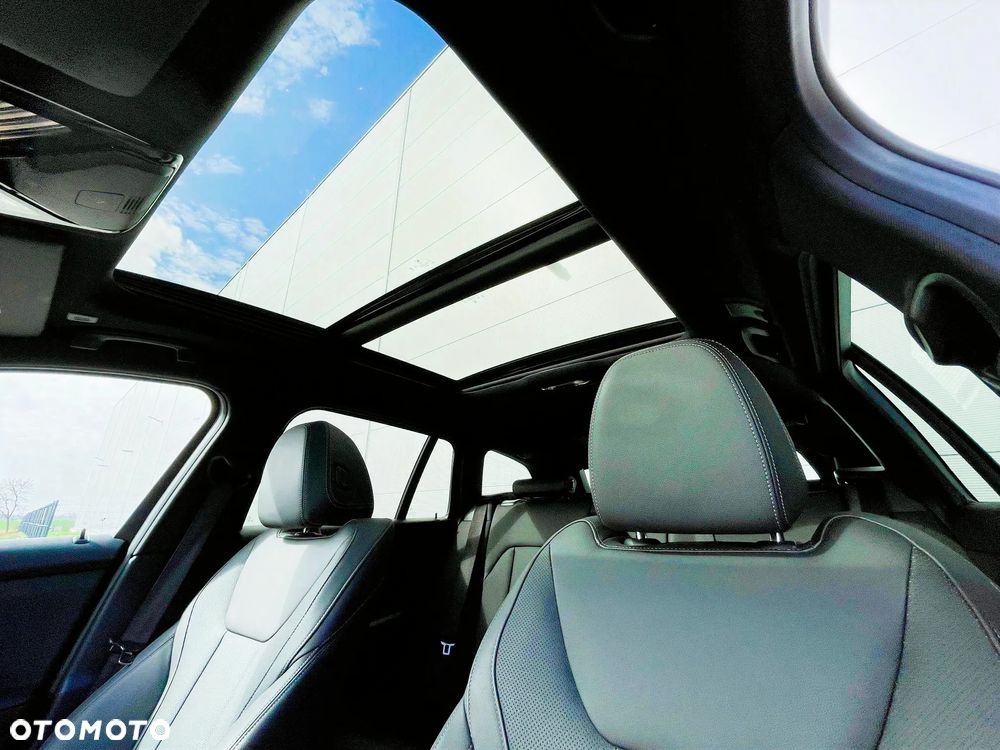 BMW Seria 3 320d xDrive MHEV M Sport sport - 30
