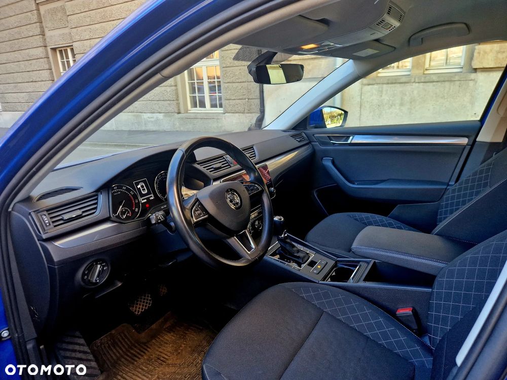 Skoda Superb 1.5 TSI ACT Active DSG - 9