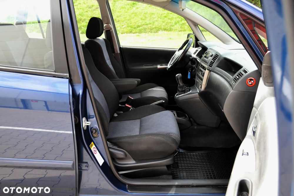 Toyota Corolla Verso 2.0 D-4D Sol - 13