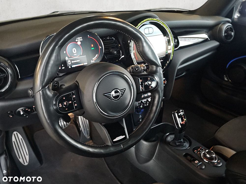 MINI John Cooper Works - 11