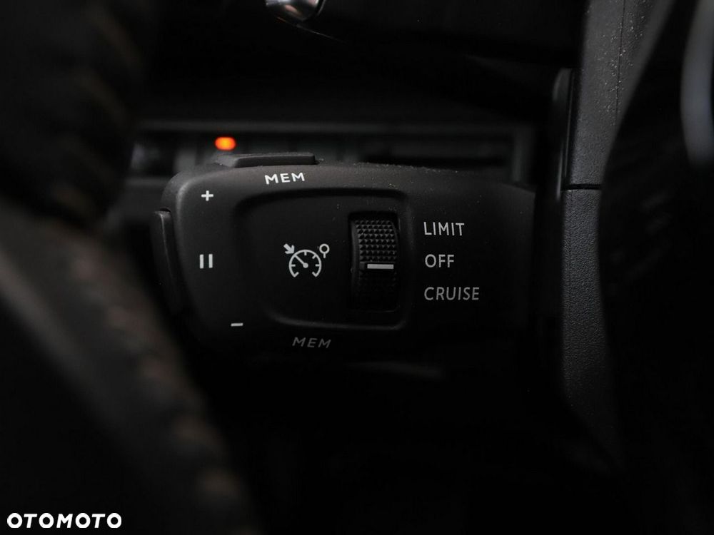 Peugeot 5008 1.2 PureTech Active Pack S&S EAT8 - 35