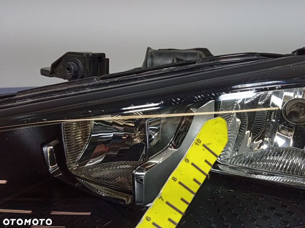 AUDI Q2 REFLEKTOR LEWY LAMPA PRZEDNIA EU  81A941003 - 7