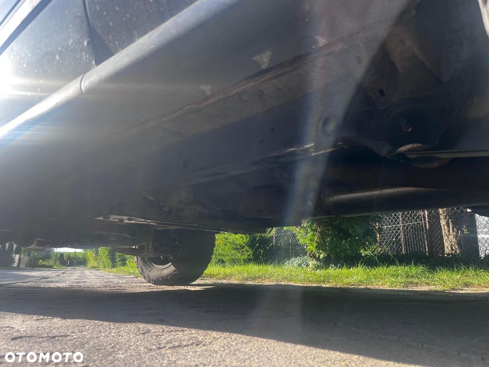 Jeep Cherokee 2.8 CRD Limited - 16