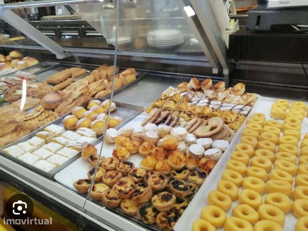 Trespasse Cedência de Posição/Cedência de quotas de Pastelaria em A... - Grande imagem: 2/3