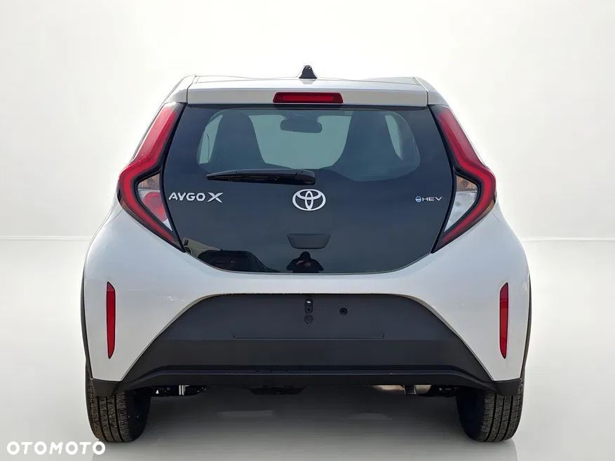 Toyota Aygo X Hybrid 1.5 Comfort e-CVT - 6
