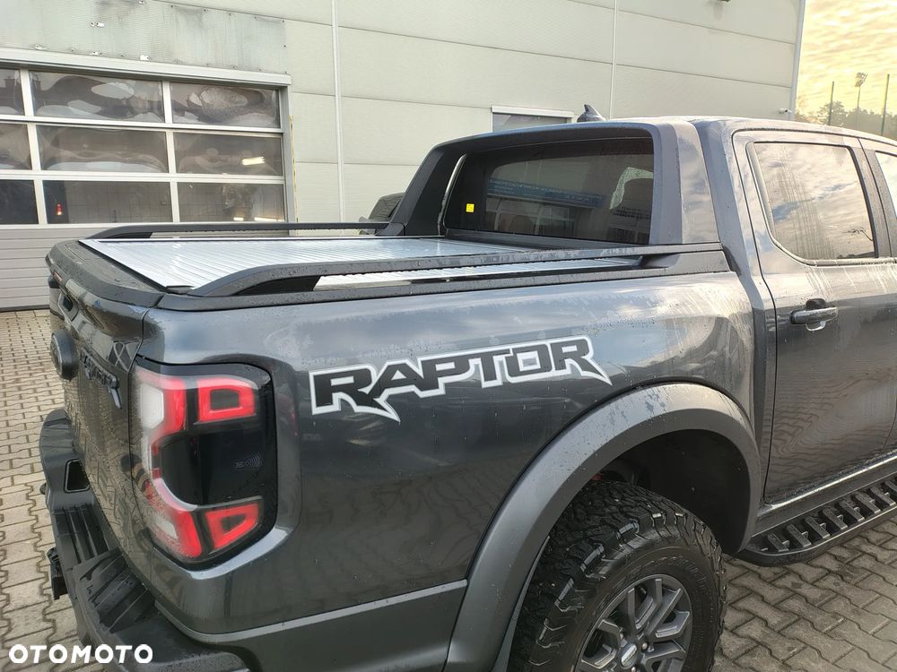 Ford RAPTOR - 10
