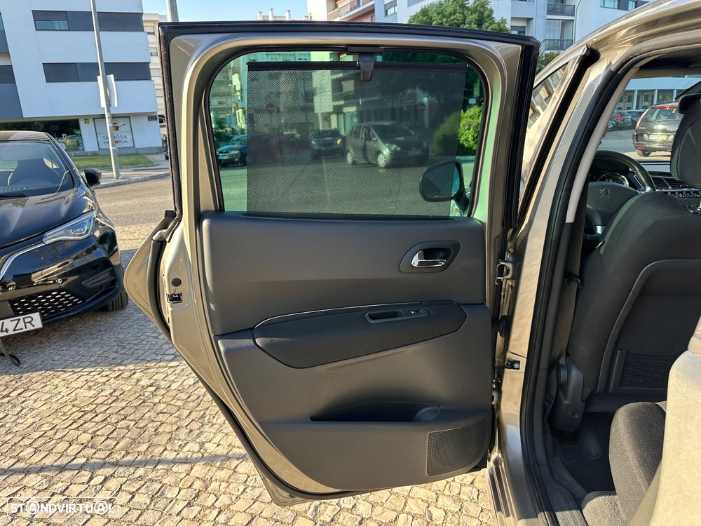 Peugeot 3008 1.6 HDi Sport - 17