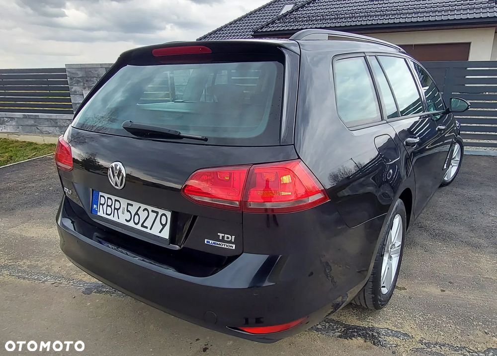 Volkswagen Golf - 15