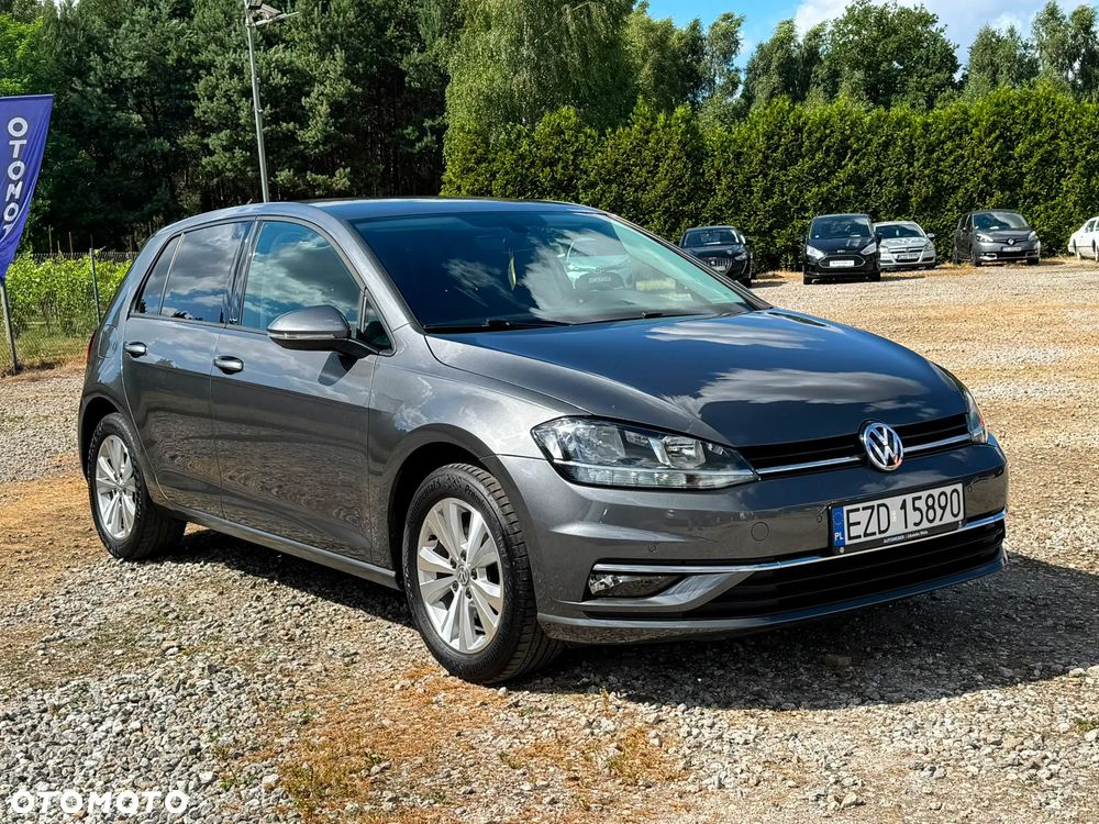 Volkswagen Golf - 2