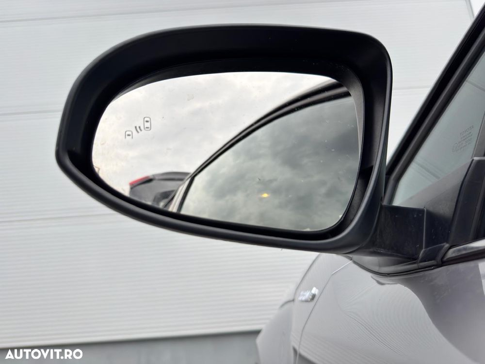 Toyota C-HR 1.8 HSD 122 CP 4x2 CVT C-ult Style bi-tone - 16