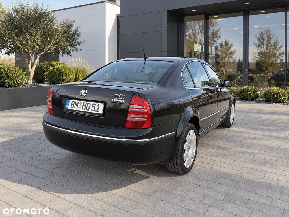 Skoda Superb - 8