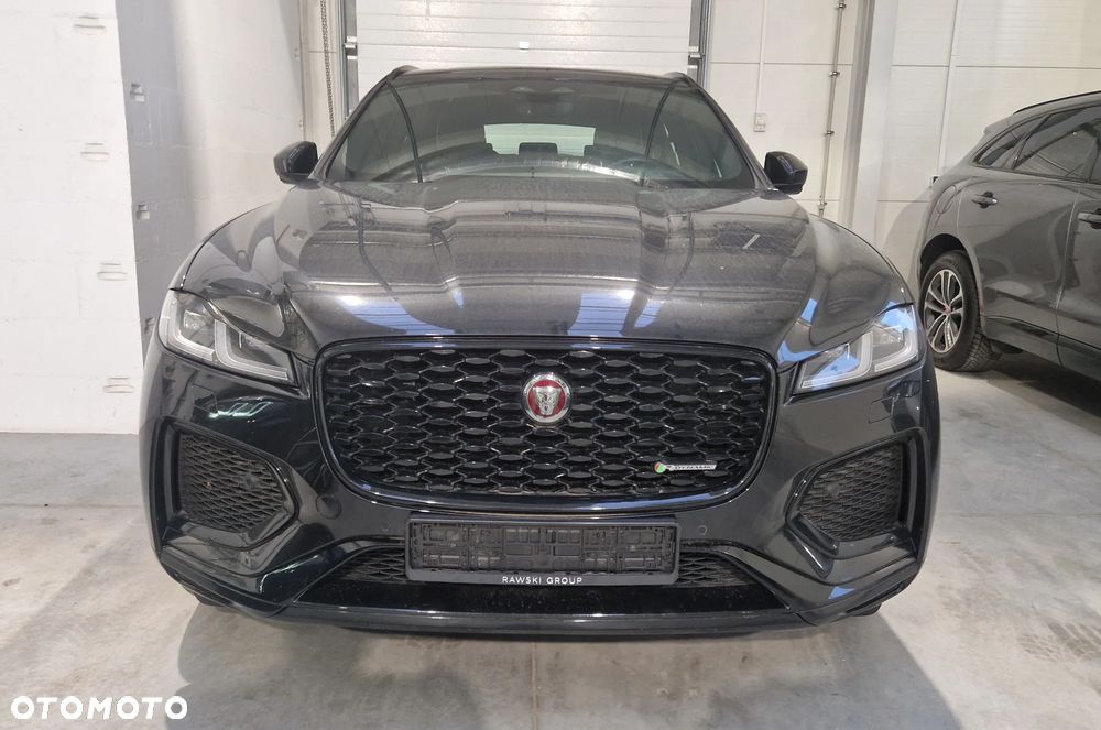 Jaguar F-Pace - 1