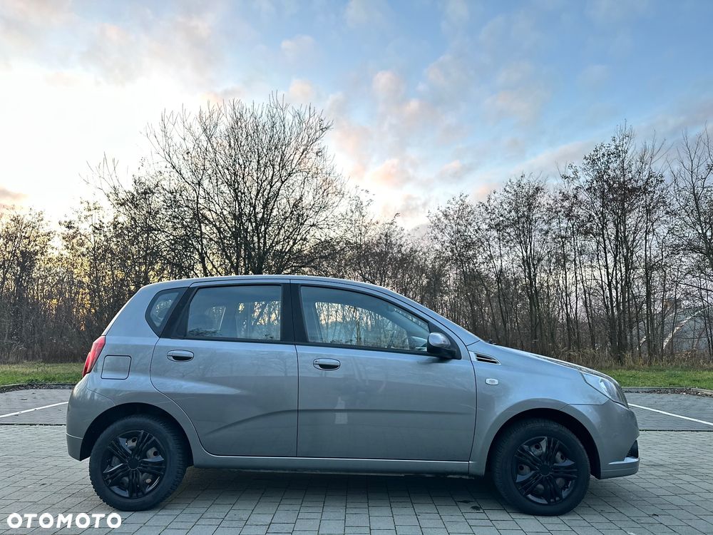 Chevrolet Aveo 1.2 - 16