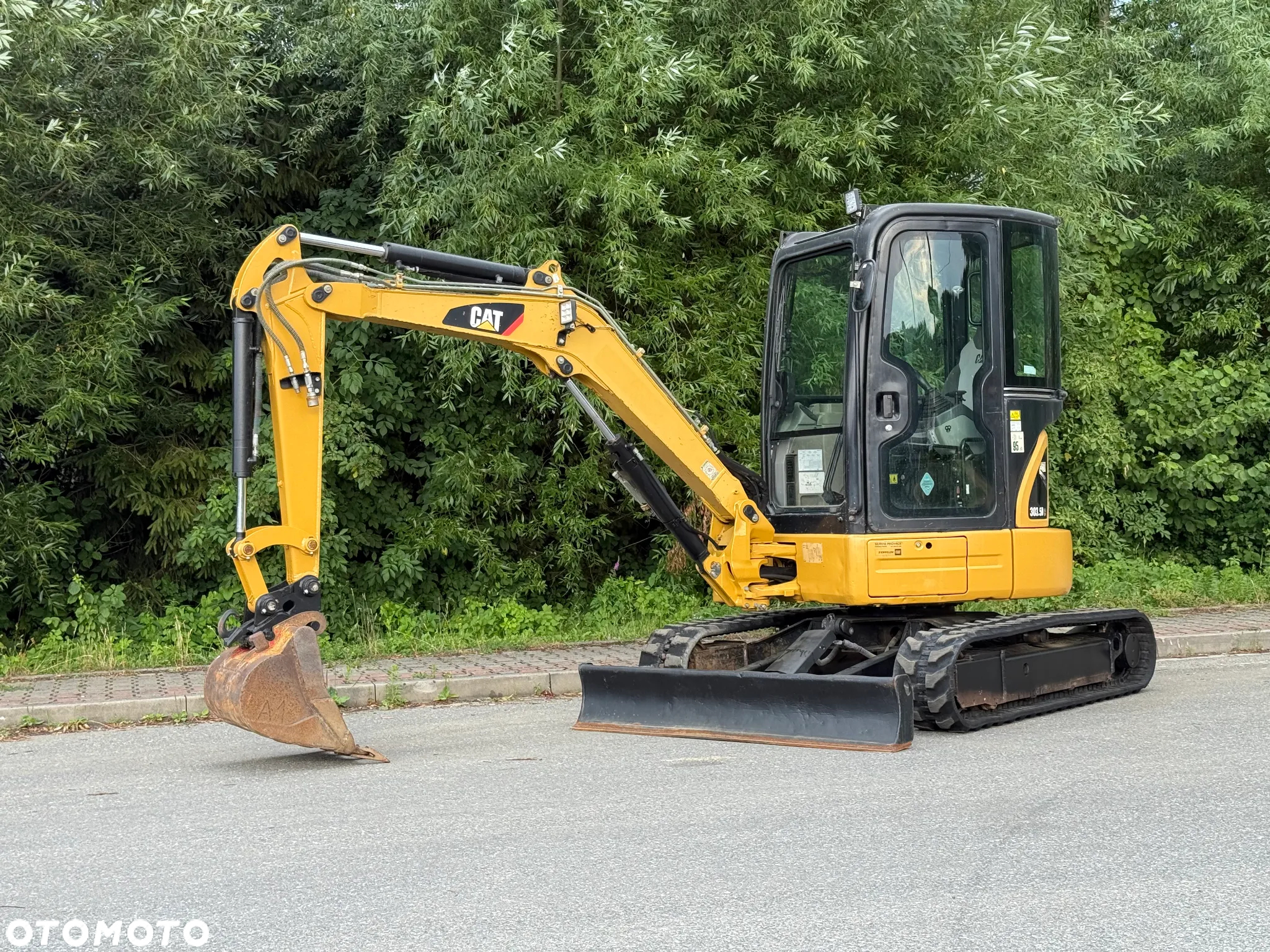 Caterpillar Minikoparka * CAT 303.5 E CR * Sprowadzona ! * Bardzo Dobry Stan * Minikoparka - 2