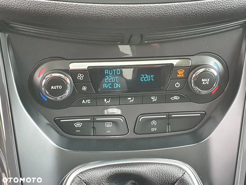 Ford Kuga 2.0 TDCi 4x4 SYNC - 28