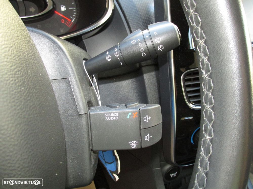 Renault Clio Sport Tourer 0.9 TCe Limited - 23