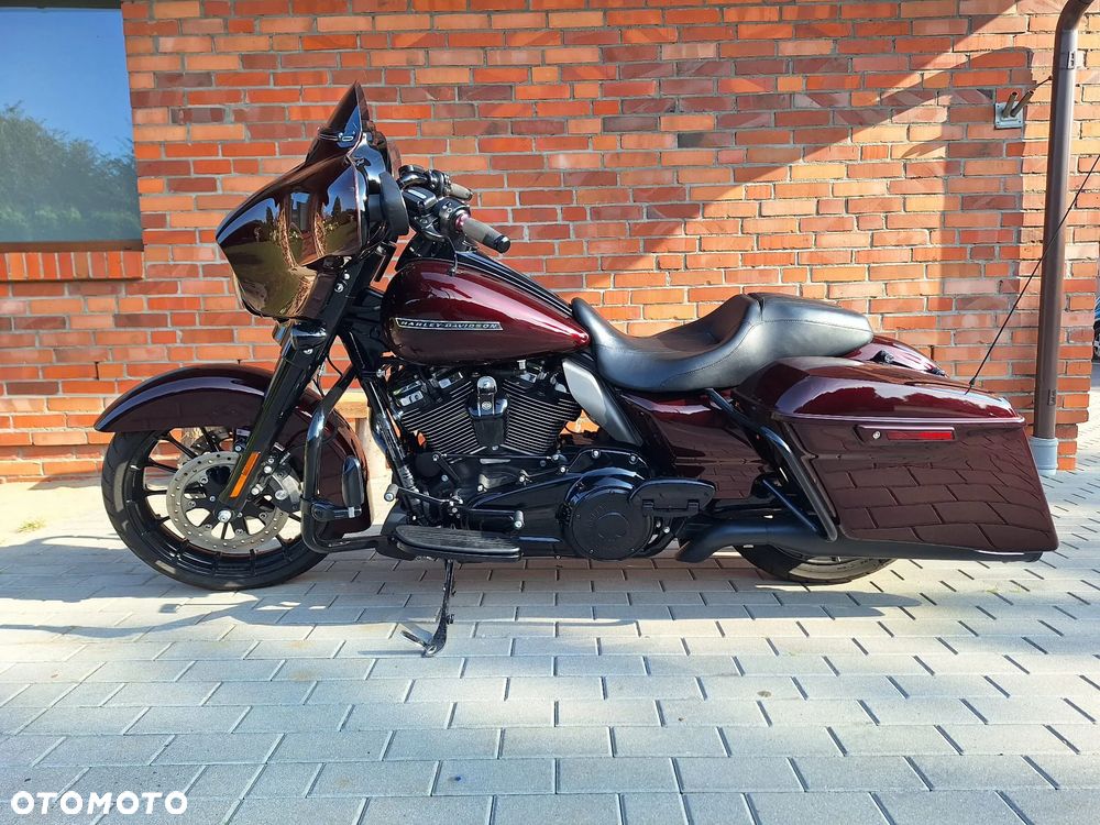 Harley-Davidson FLHXS Special - 2