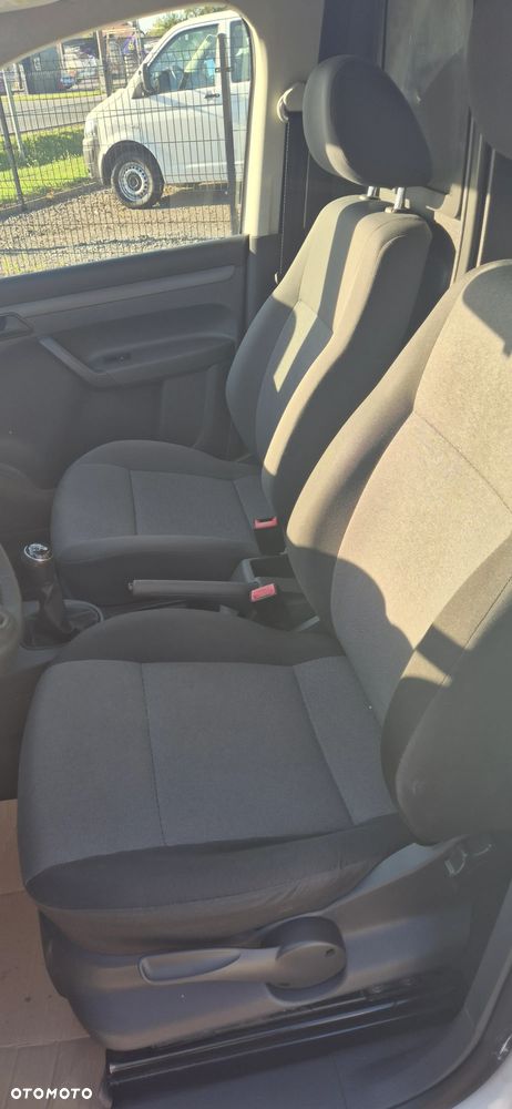 Volkswagen Caddy - 10