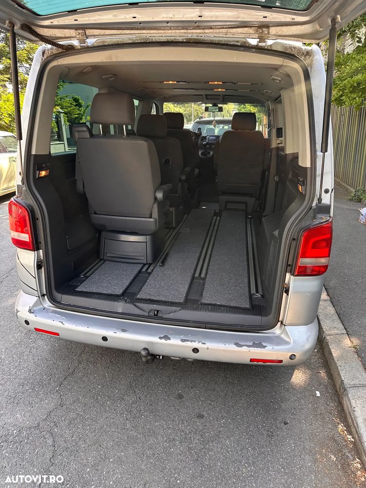 Volkswagen Multivan - 10