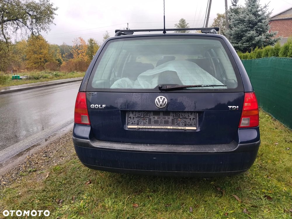 Volkswagen Golf - 5