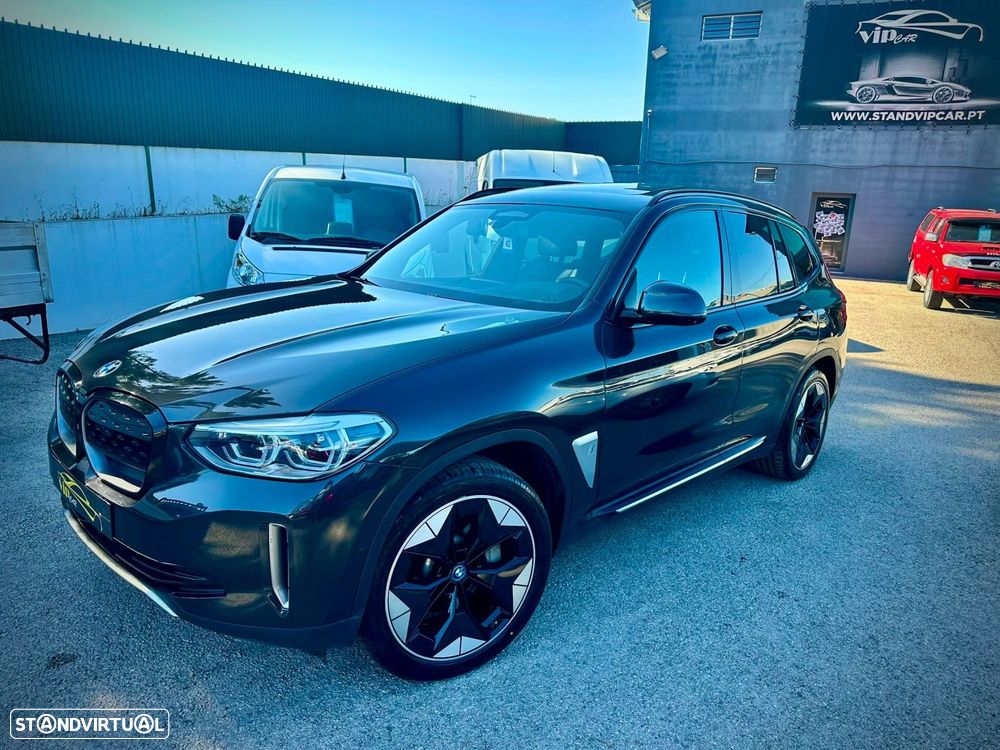 BMW iX3 Impressive - 1