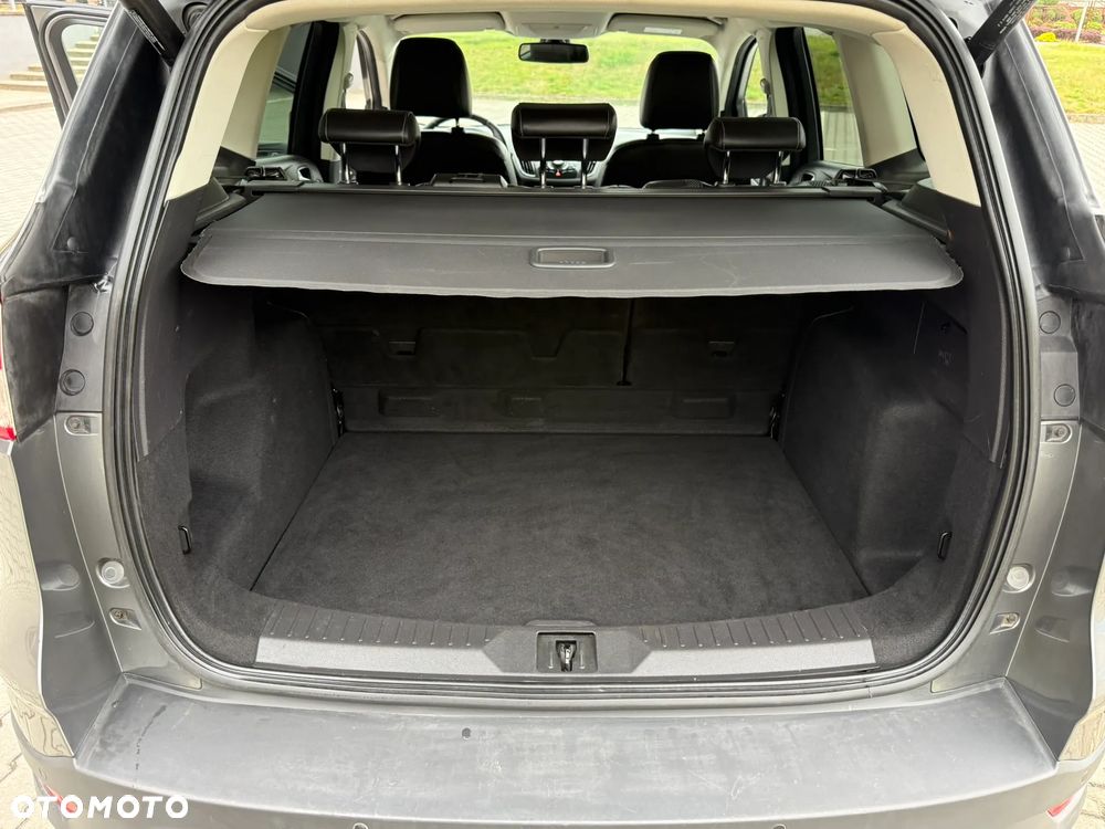 Ford Kuga 2.0 TDCi 4x4 Titanium - 22