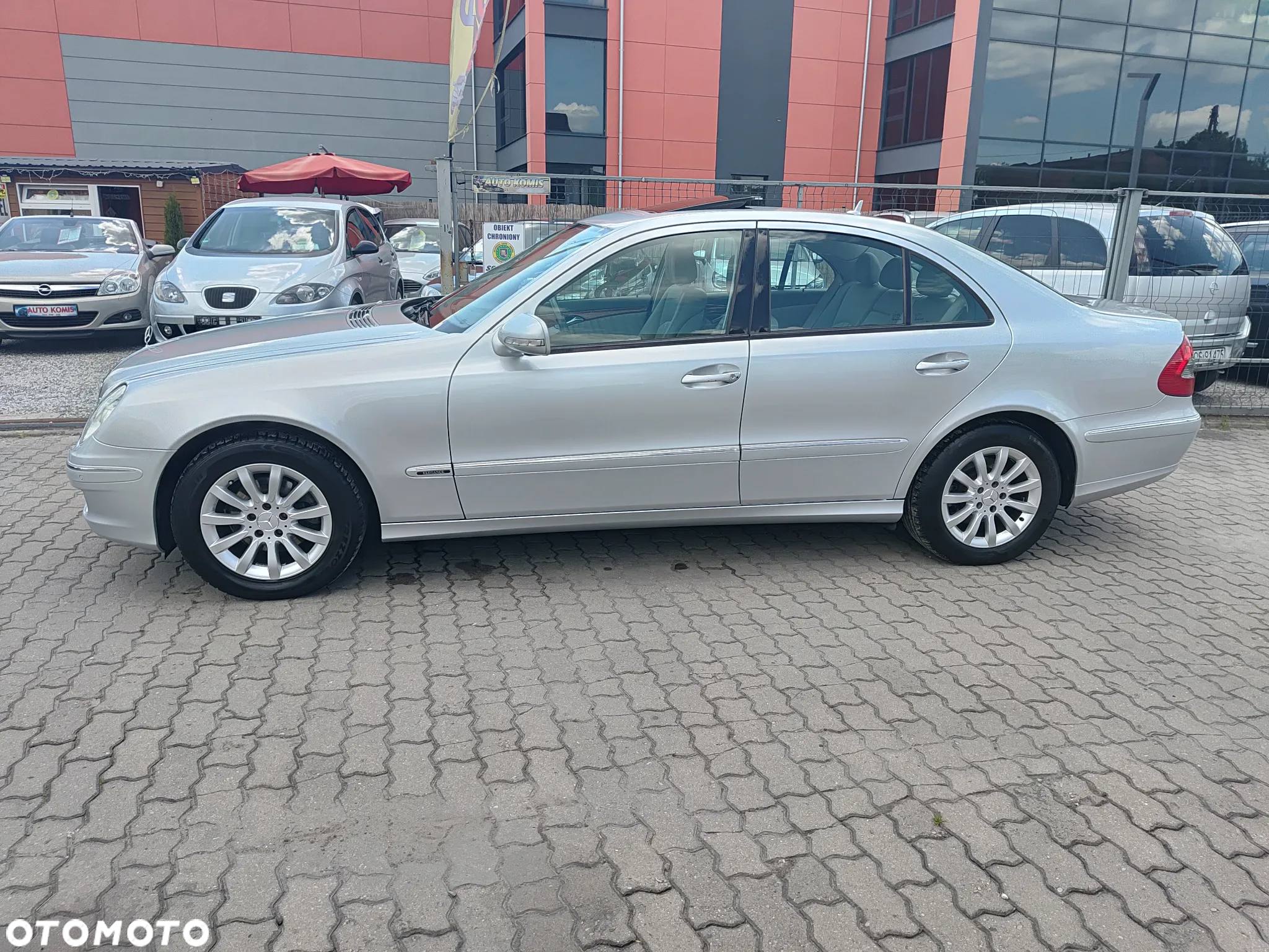 Mercedes-Benz Klasa E 300 Elegance - 2