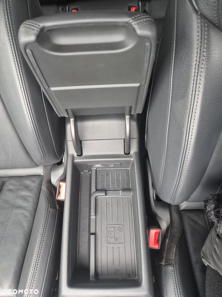 Audi A4 Avant 40 TFSI S tronic S line - 20