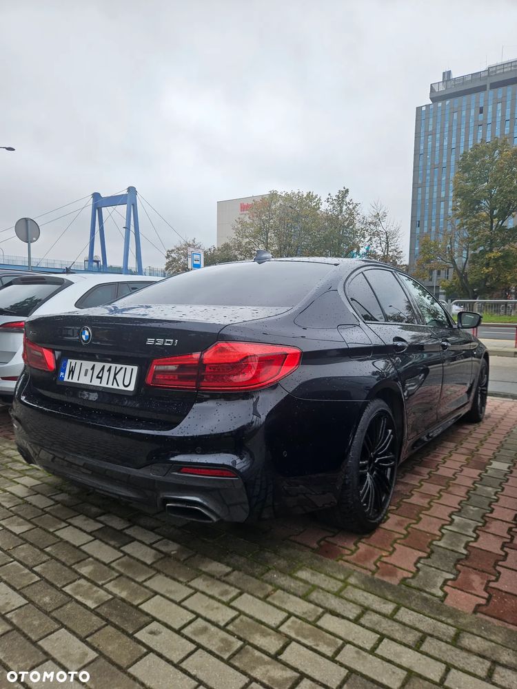 BMW Seria 5 530i xDrive Luxury Line - 4