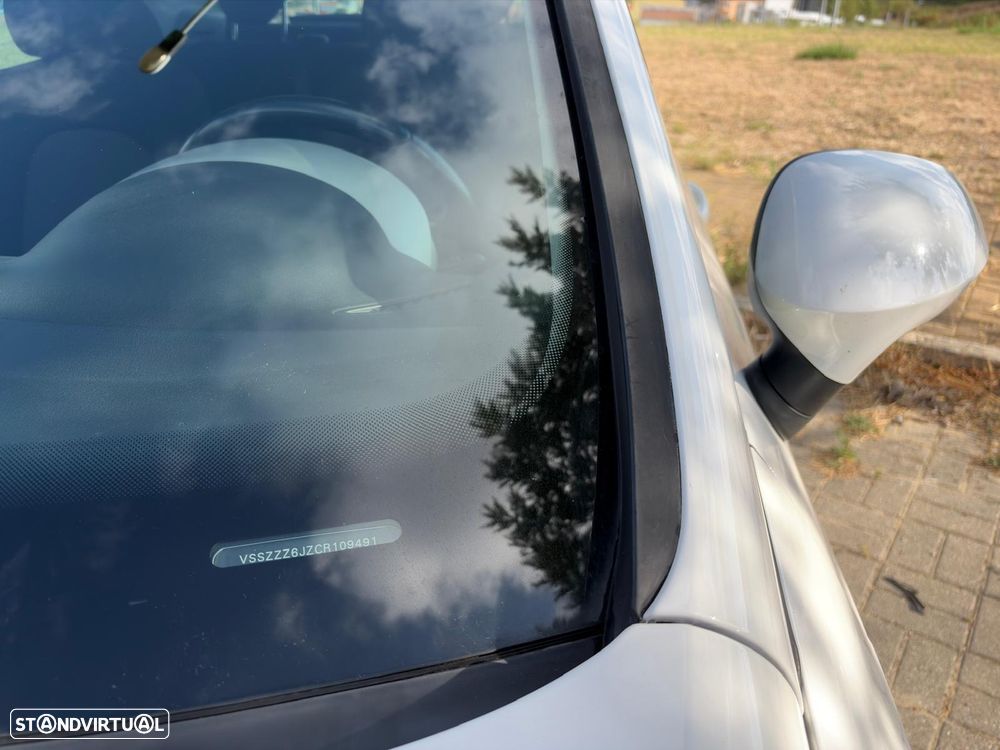 SEAT Ibiza 1.2 TSI 25 Anos - 6