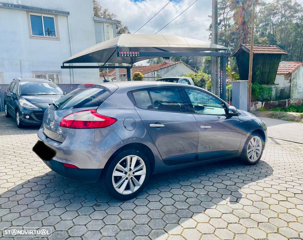 Renault Mégane 1.5 dCi Dynamique - 4