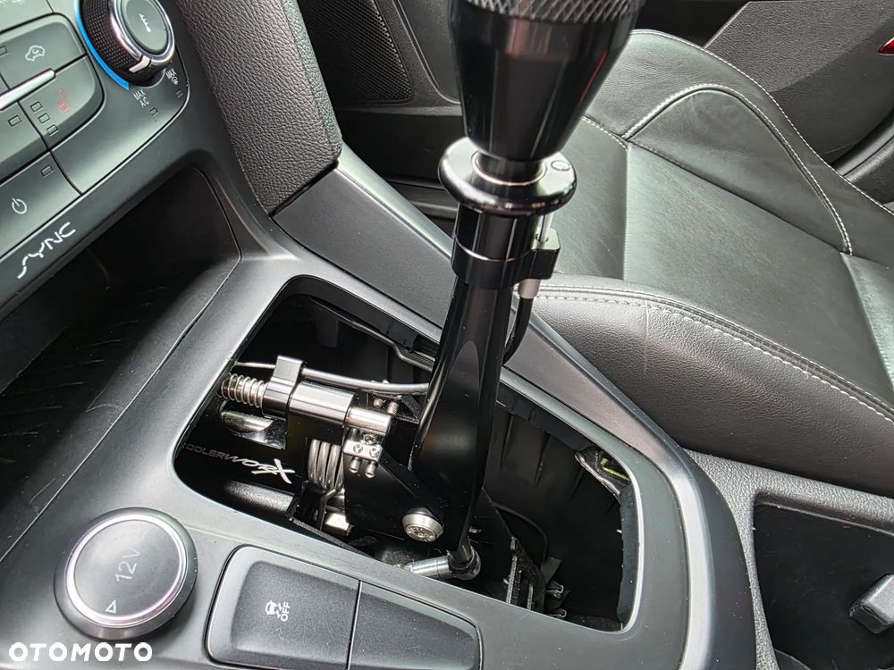 Ford Focus - 27