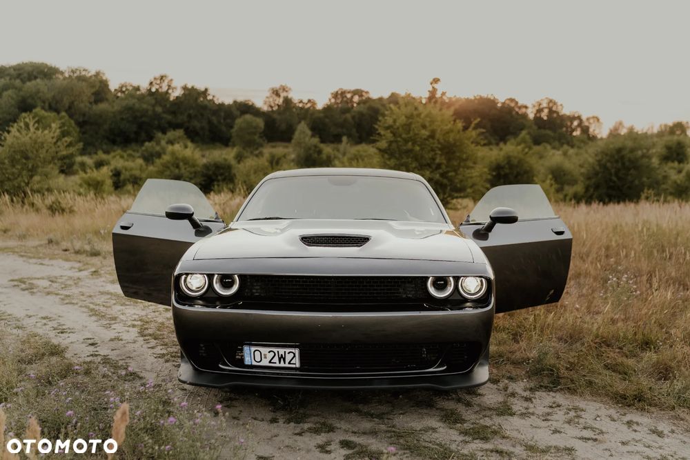 Dodge Challenger 5.7 R/T - 6