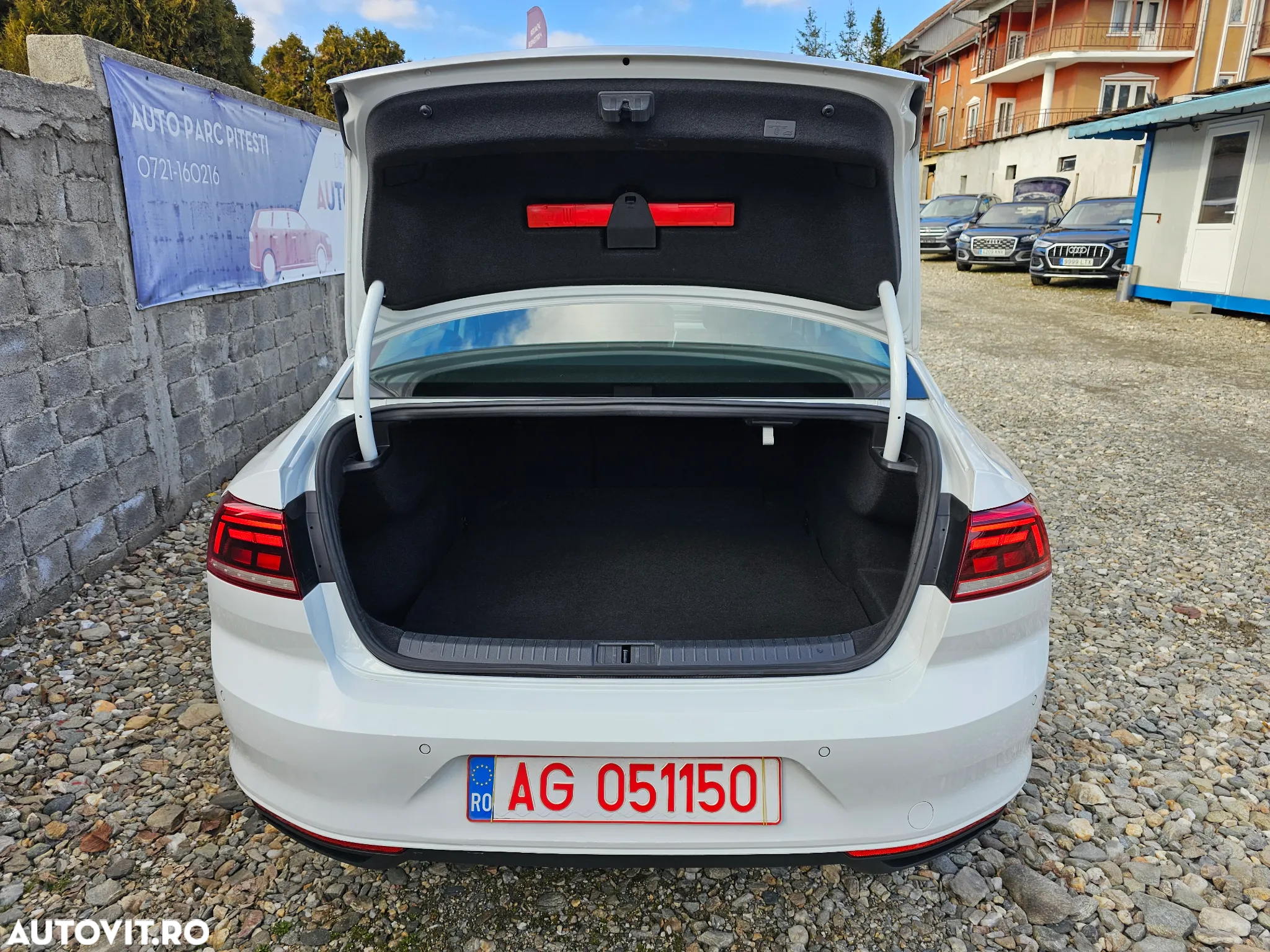 Volkswagen Passat 2.0 TDI SCR DSG - 7