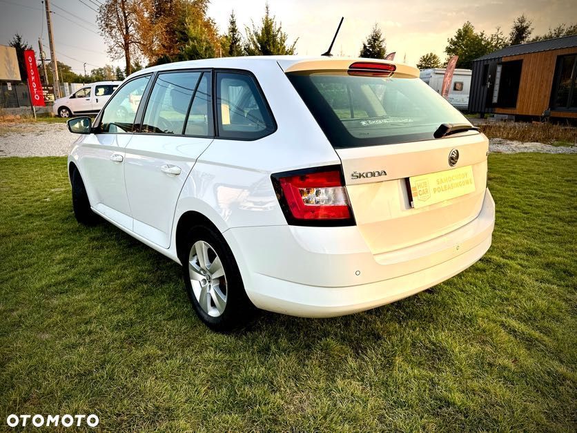 Skoda Fabia - 10