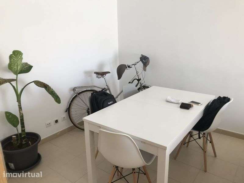 Apartamento T1 para arrendar - Grande imagem: 5/8