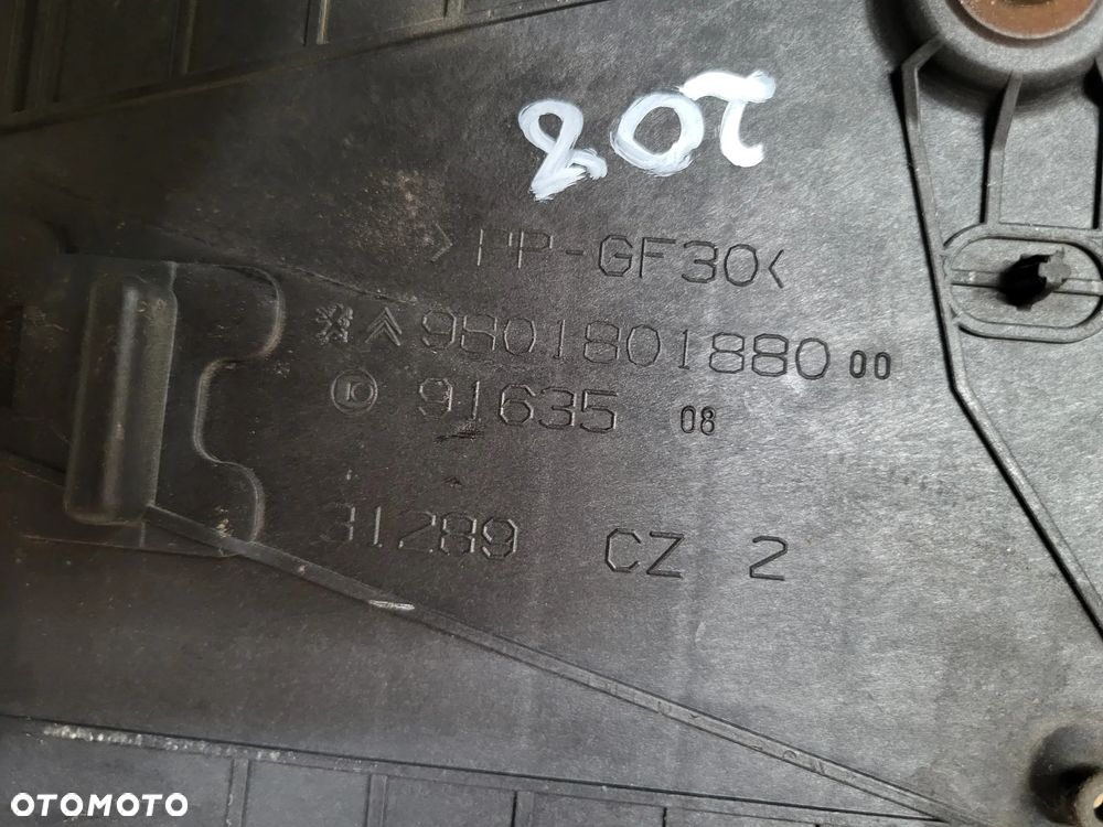 Obudowa podstawa akumulatora Peugeot 208 - 4