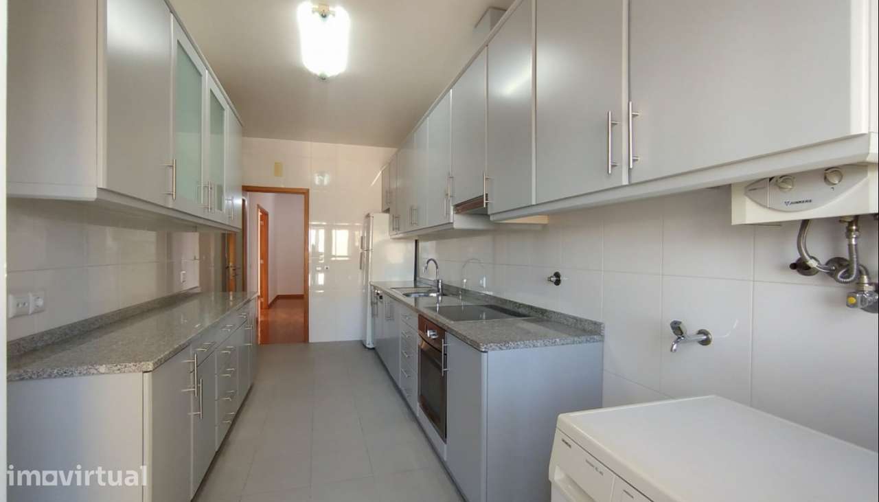 Venda de Apartamento T3 próximo do mar, na Póvoa de Varzim - Grande imagem: 5/23