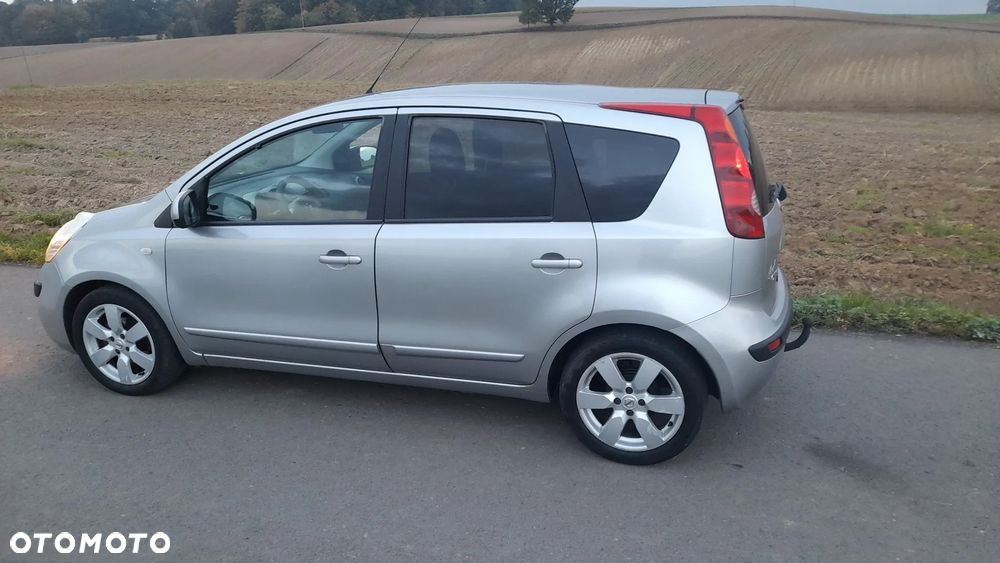 Nissan Note 1.6 Tekna - 9