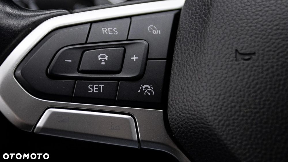 Volkswagen Passat Variant 1.5 TSI EVO Business - 20