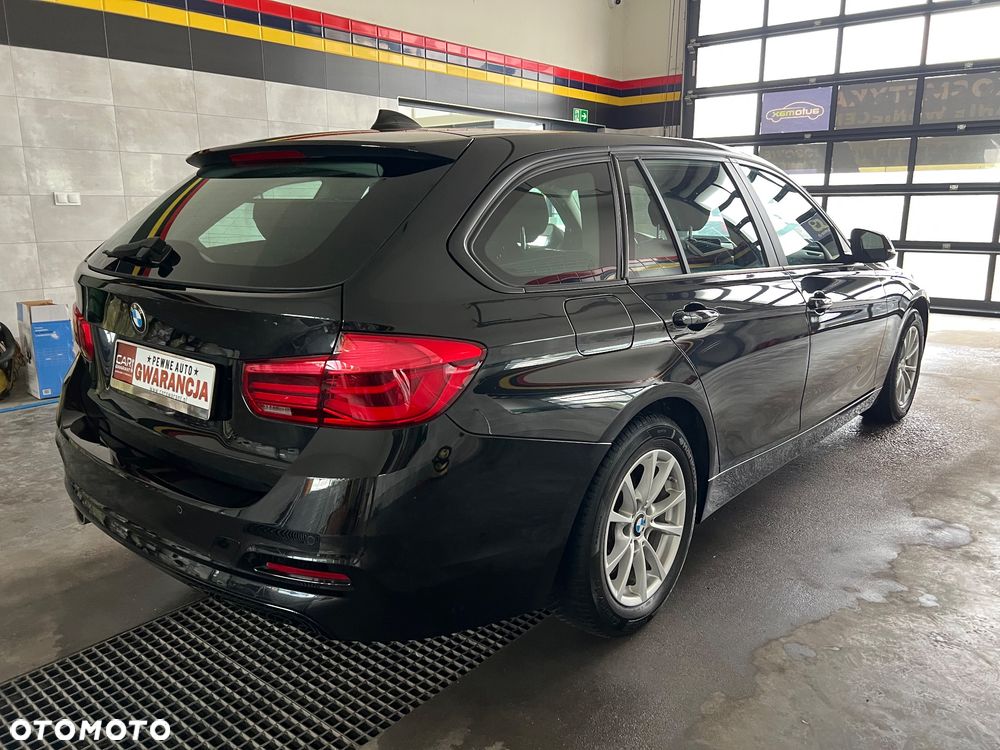 BMW Seria 3 318d xDrive - 7